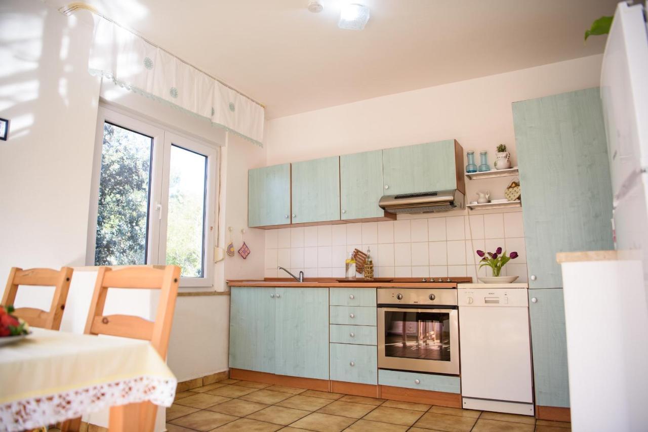 Villa Claudia Lemon Appartment Premantura Εξωτερικό φωτογραφία