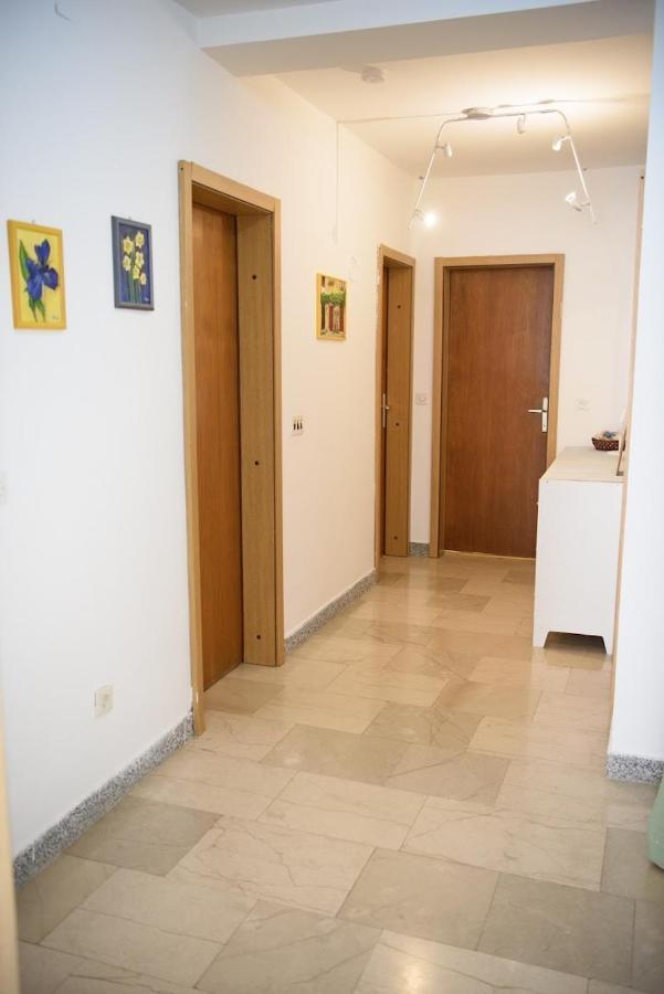 Villa Claudia Lemon Appartment Premantura Εξωτερικό φωτογραφία